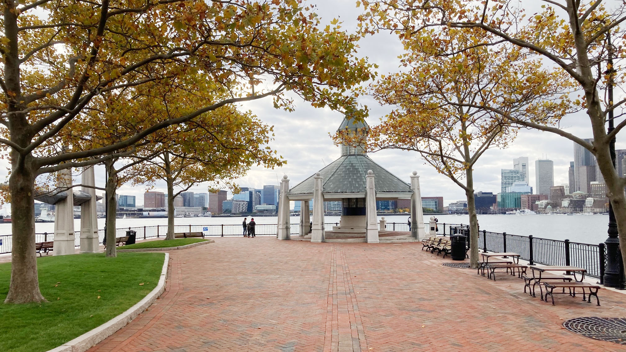 Read more about the article Yoga @ Piers Park (Wednesday Evenings)