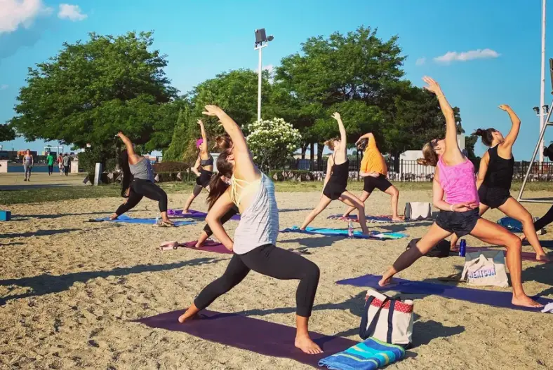 Read more about the article Wednesday Evening Beach Yoga @ Pleasure Bay Beach