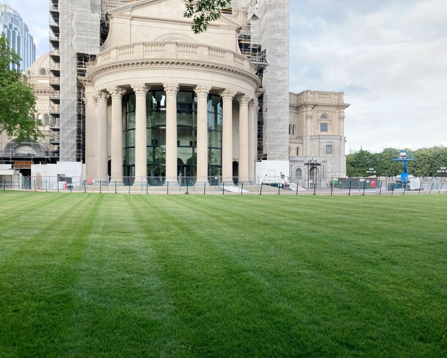 Christian Science Plaza lawn building