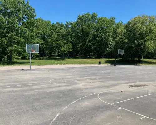 Franklin-park-Playstead-basketball-courts