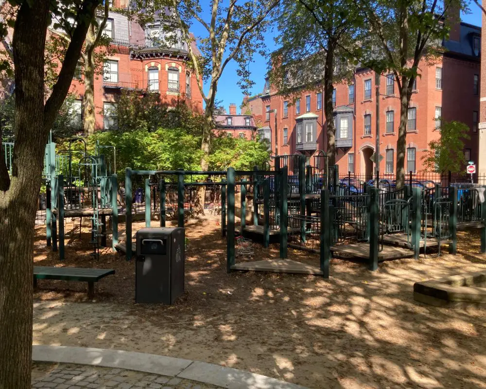 clarendon-street-playground12